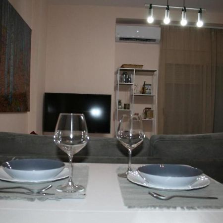 Kalpazo Myslym Shyri Tirana Apartamento Exterior foto