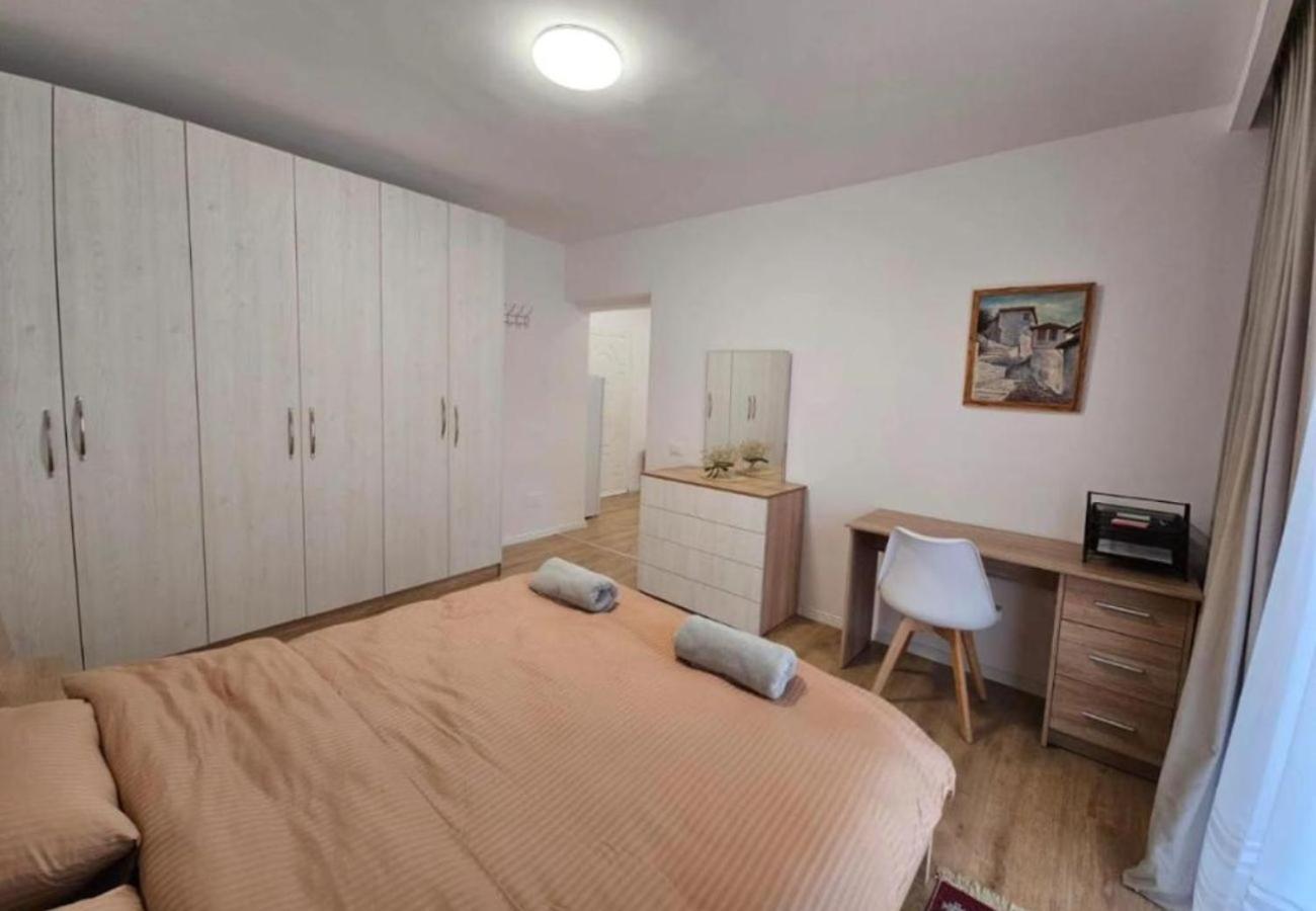 Kalpazo Myslym Shyri Tirana Apartamento Exterior foto